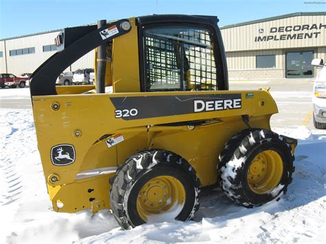 320 jd skid loader|deere 320 skid steer reviews.